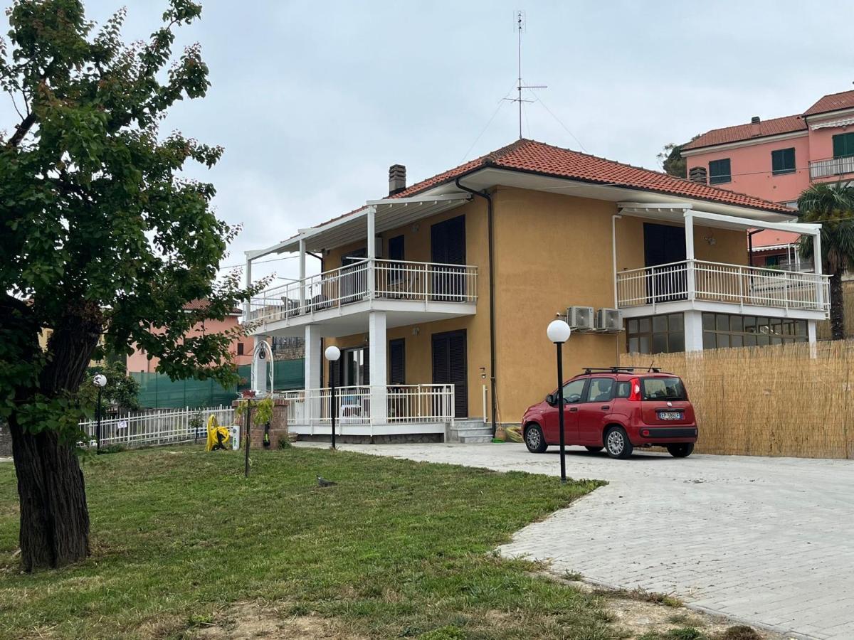 Il Gattino Di Porto - Apt 5 - Bilocale Terrazzo Piscina インペリア エクステリア 写真