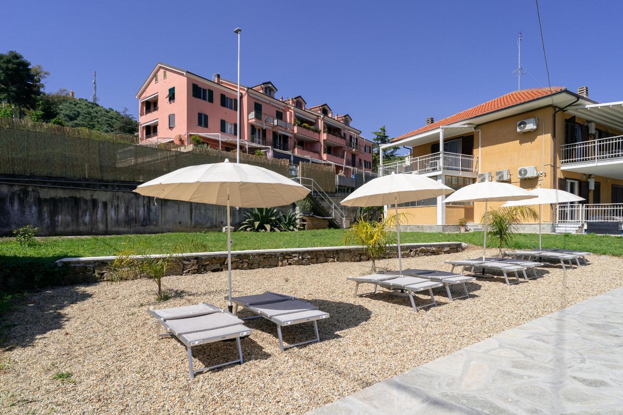 Il Gattino Di Porto - Apt 5 - Bilocale Terrazzo Piscina インペリア エクステリア 写真