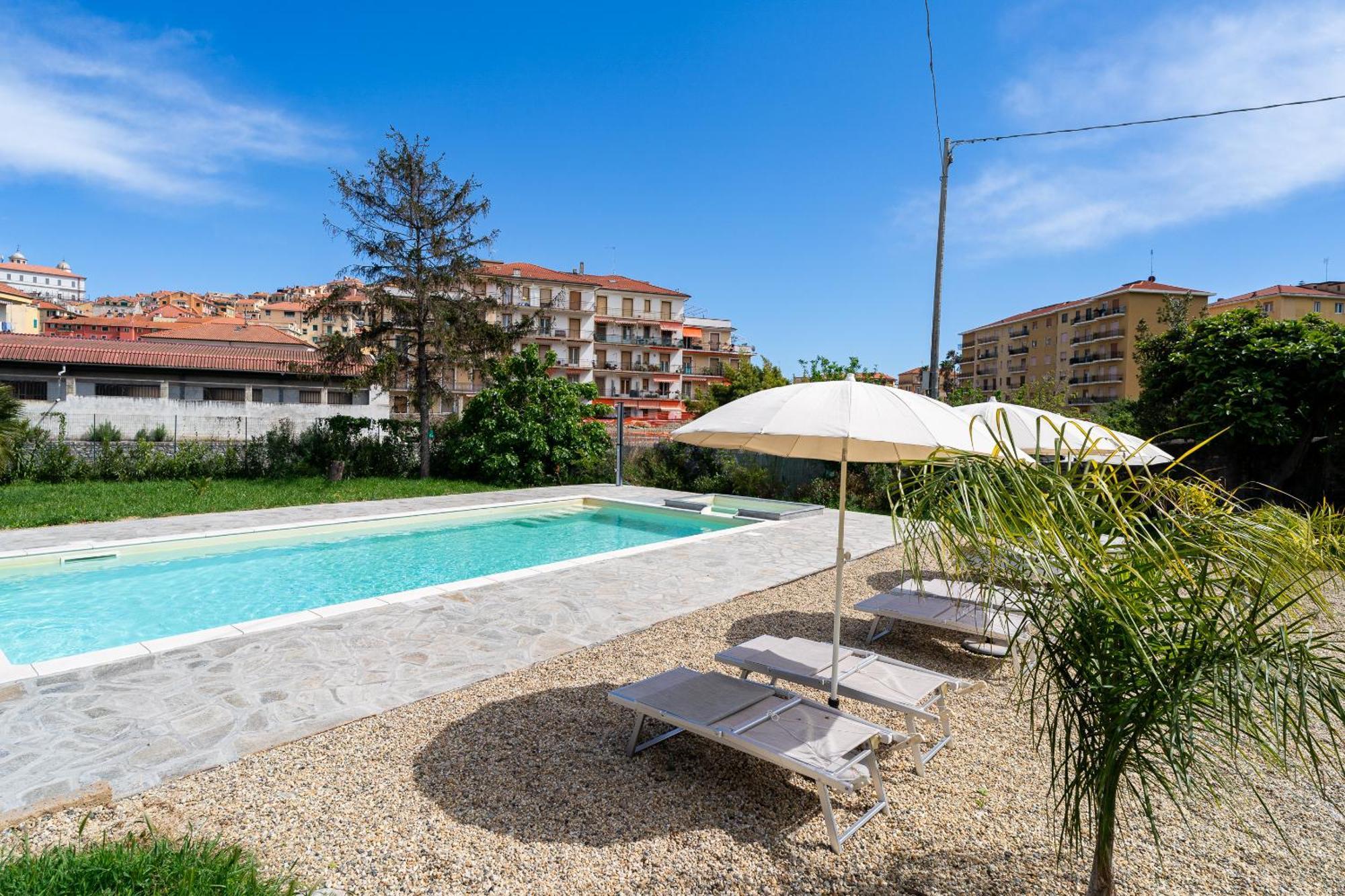 Il Gattino Di Porto - Apt 5 - Bilocale Terrazzo Piscina インペリア エクステリア 写真