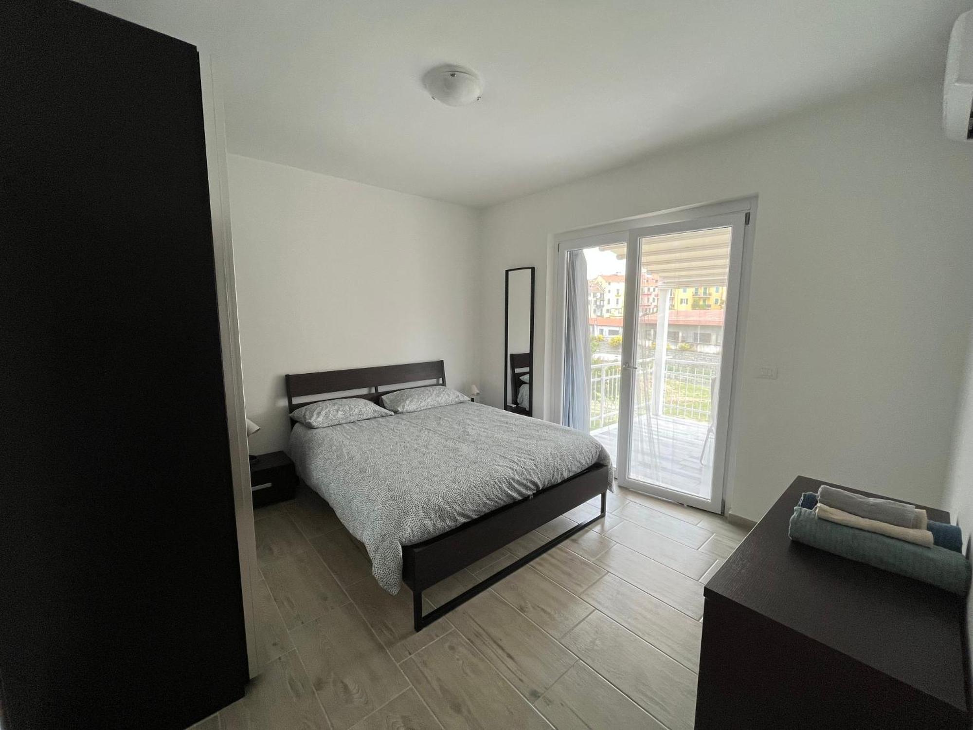 Il Gattino Di Porto - Apt 5 - Bilocale Terrazzo Piscina インペリア エクステリア 写真